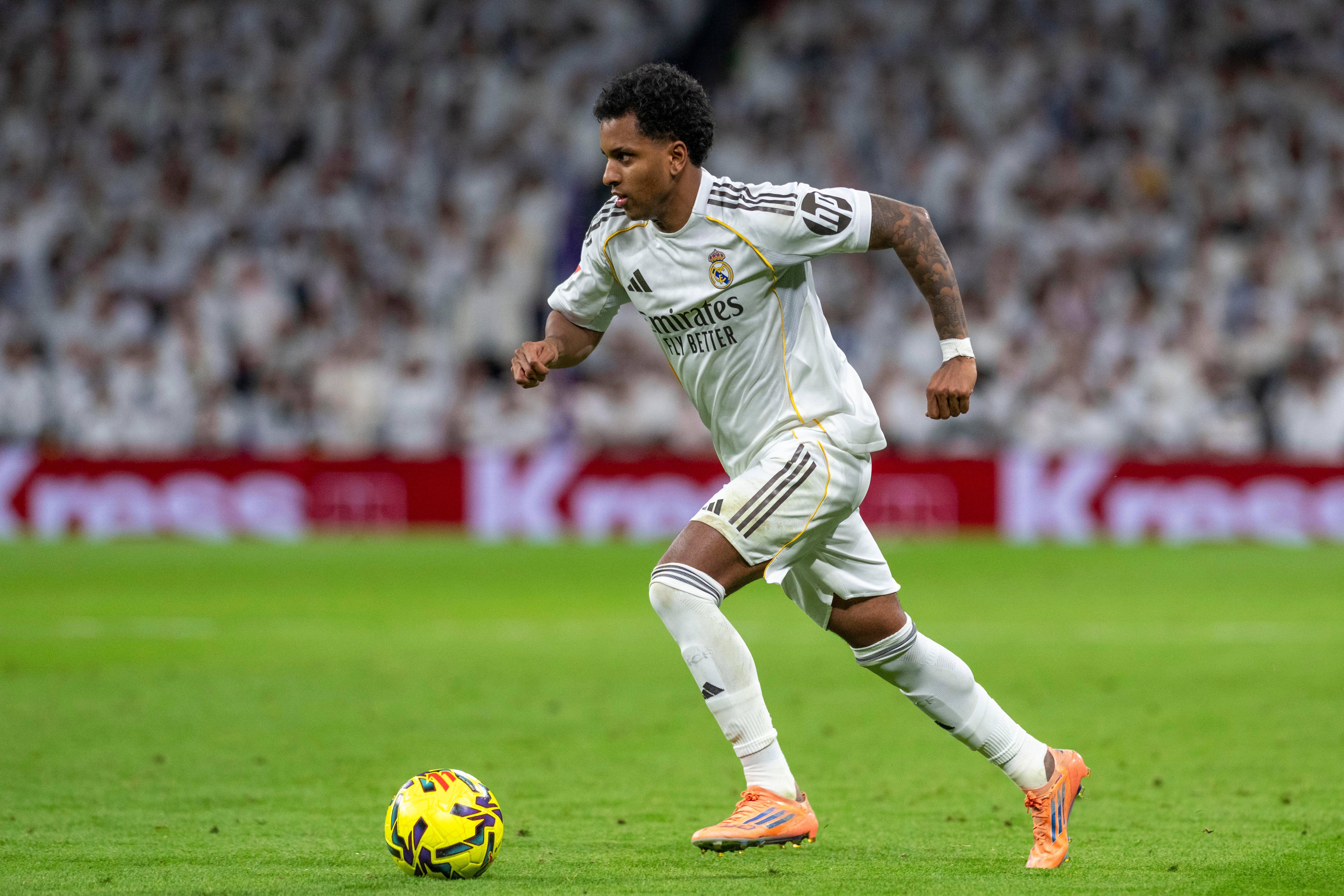 篮球直播平台-科贝：罗德里戈大腿后侧肌肉不适，出战西超杯决赛存疑