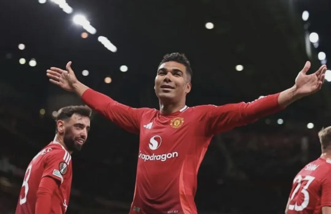 体育赛事直播-曼联官宣，巨星离队定了！再无世界级后腰，胖虎：一辈子红魔人